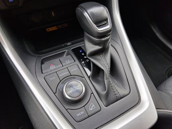 Toyota RAV4 COMFORT ST. 2.0 VVTi 4×4 129kW full