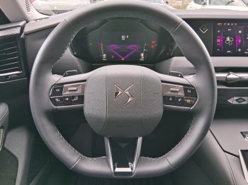 DS Automobiles DS4 TROCADERO 1.5 BHDI 96 KW full