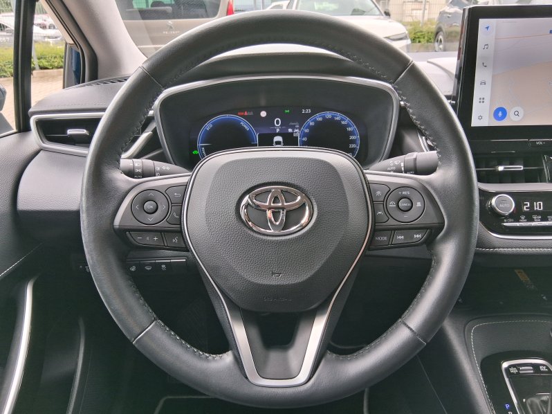 Toyota Corolla EXECUTIVE 1.8 HYB. 103 kW full