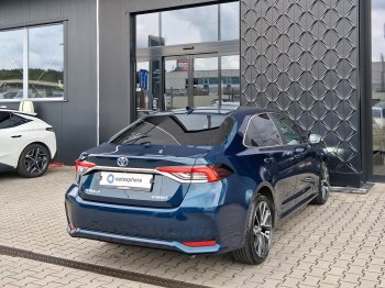 Toyota Corolla EXECUTIVE 1.8 HYB. 103 kW full
