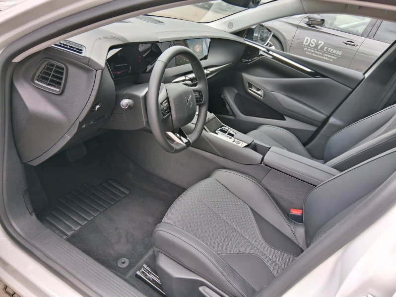 DS Automobiles DS4 TROCADERO 1.5 BHDI 96 KW full