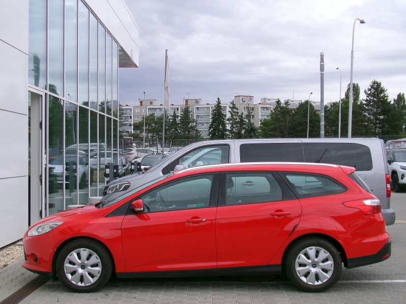 Ford Focus TREND 1,6 TDCi 70kW full
