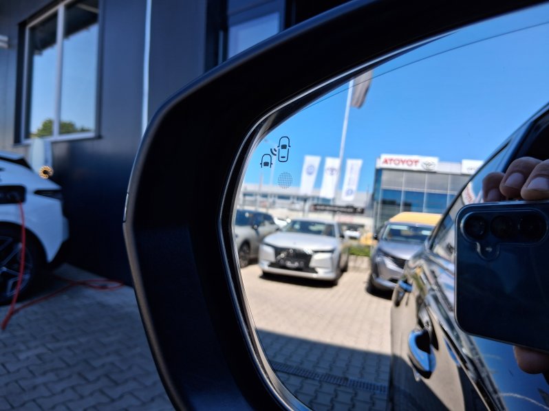 DS Automobiles DS7 CROSSBACK RIVOLI 1.6 E-TENSE 4×4 221 kW full