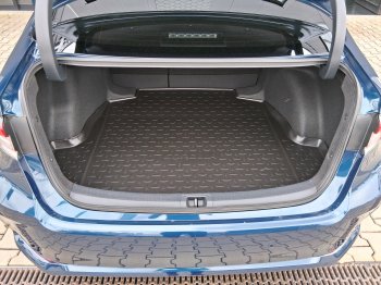 Toyota Corolla EXECUTIVE 1.8 HYB. 103 kW full