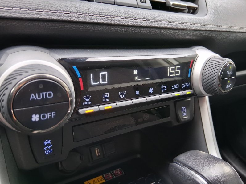 Toyota RAV4 COMFORT ST. 2.0 VVTi 4×4 129kW full