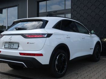 DS Automobiles DS7 CROSSBACK DS 7 CROSSBACK PERFORMANCE LIN full