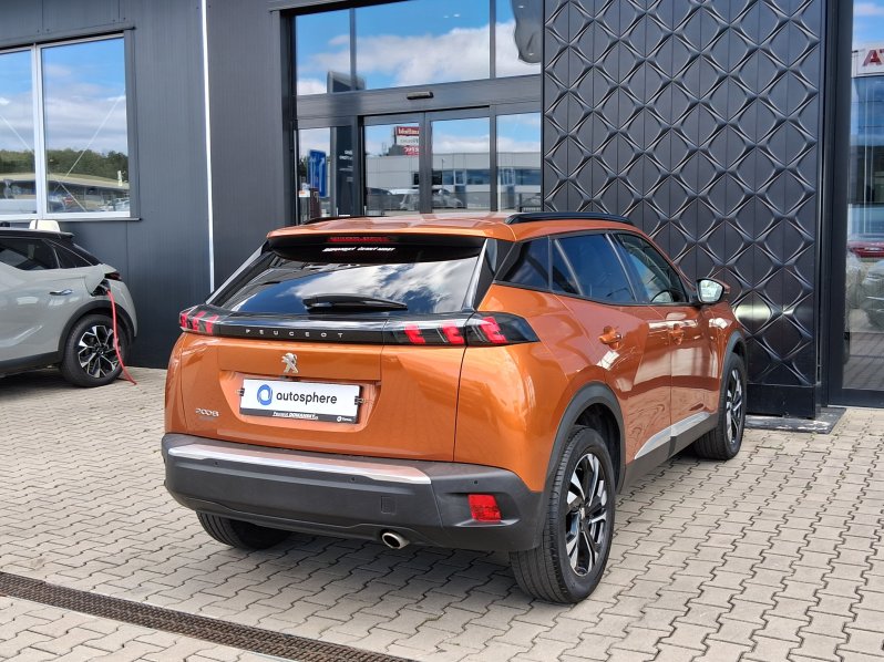 Peugeot 2008 ALLURE 1.5 BlueHDi 96 kW full