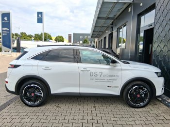 DS Automobiles DS7 CROSSBACK PERFOR. LINE 1.5 BLUEHDI 96 kW full