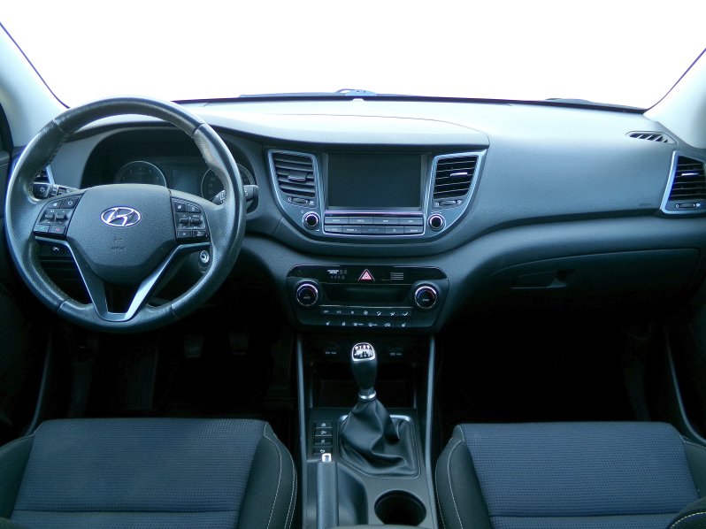 Hyundai Tucson TRIKOLOR 1,6 GDi 97kw full