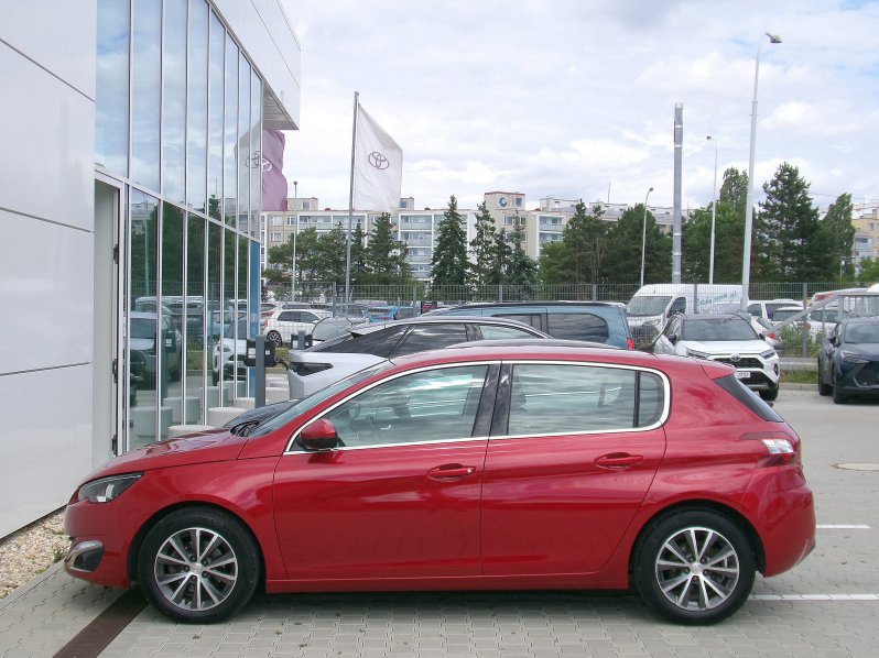 Peugeot 308 ALLURE+ 1,6 BHDi 88kW full