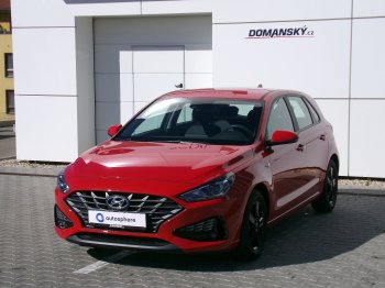 Hyundai i30 1,5i 81kW 1.MAJITEL full