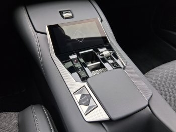 DS Automobiles DS4 TROCADERO 1.2 PURETECH 96 kW full