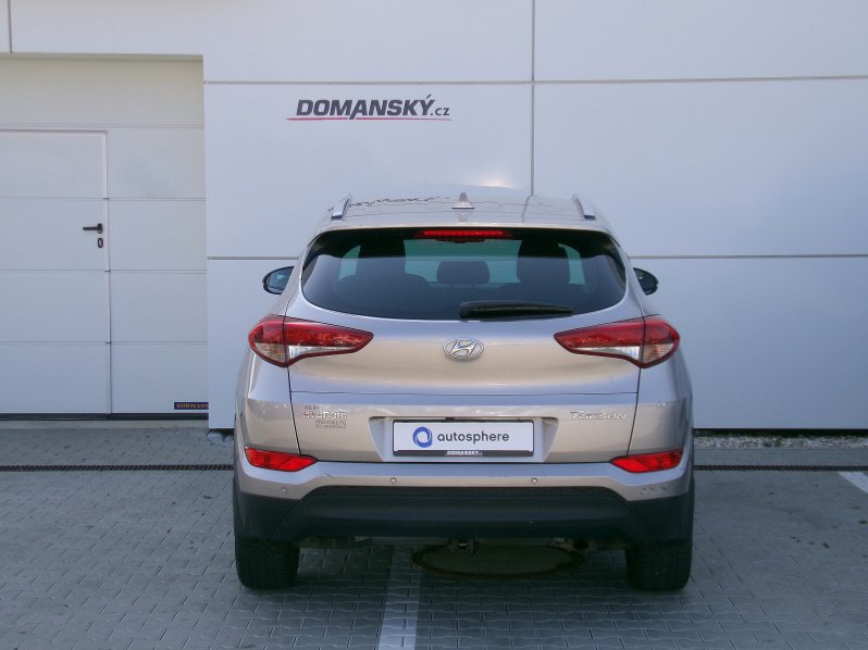 Hyundai Tucson TRIKOLOR 1,6 GDi 97kw full