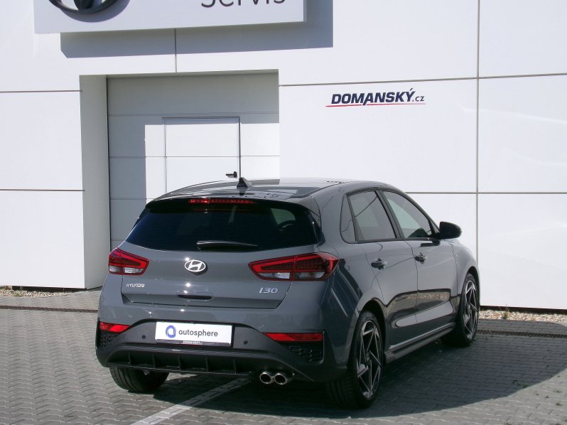 Hyundai i30 N-LINE 1,5 T-GDi MHEV 103kW full