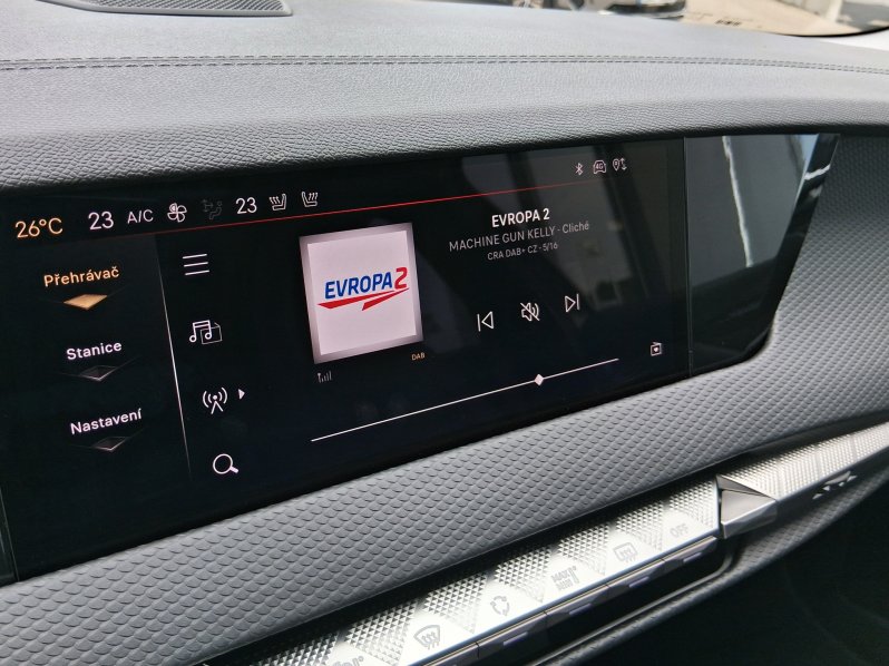 DS Automobiles DS4 TROCADERO 1.2 PURETECH 96 kW full
