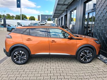 Peugeot 2008 ALLURE 1.5 BlueHDi 96 kW full