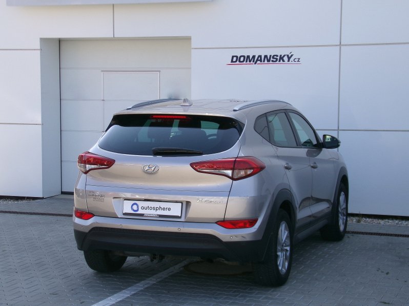 Hyundai Tucson TRIKOLOR 1,6 GDi 97kw full