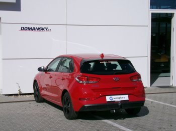 Hyundai i30 1,5i 81kW 1.MAJITEL full