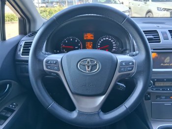 Toyota Avensis BUSINESS PLUS 2.0 D4-D 91 kW full