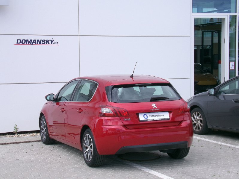 Peugeot 308 ALLURE+ 1,6 BHDi 88kW full