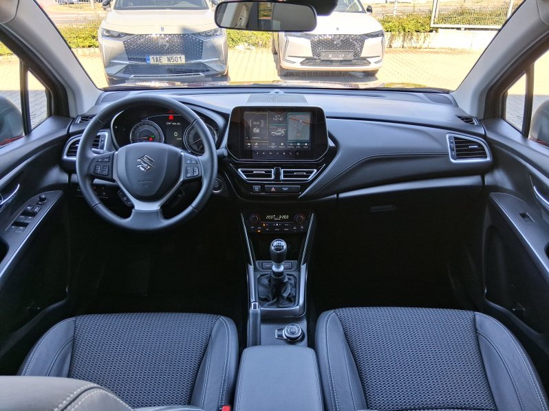 Suzuki SX4 S-Cross ELEGANCE 1.4 4X4 95 kW full