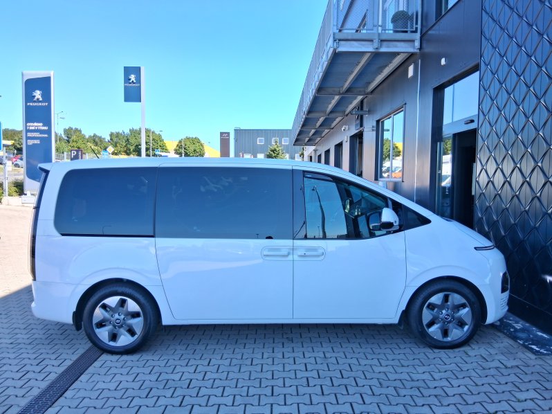 Hyundai Staria SMART 2.2 CRDi 4×4 130 kW full