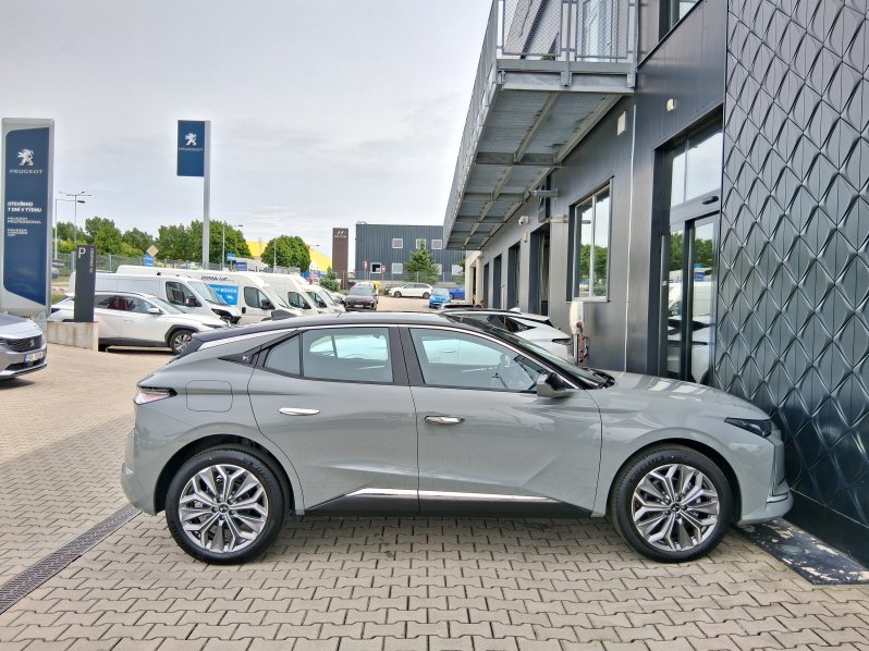 DS Automobiles DS4 TROCADERO 1.2 PURETECH 96 kW full