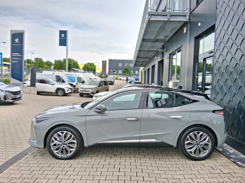 DS Automobiles DS4 TROCADERO 1.2 PURETECH 96 kW full
