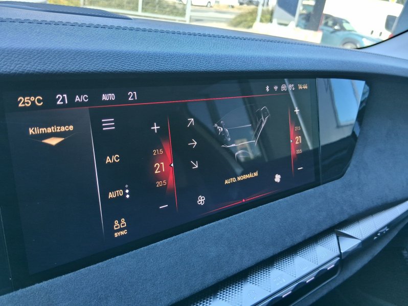 DS Automobiles DS4 PERFORM. LINE+ 1.2 PT 96 kW full