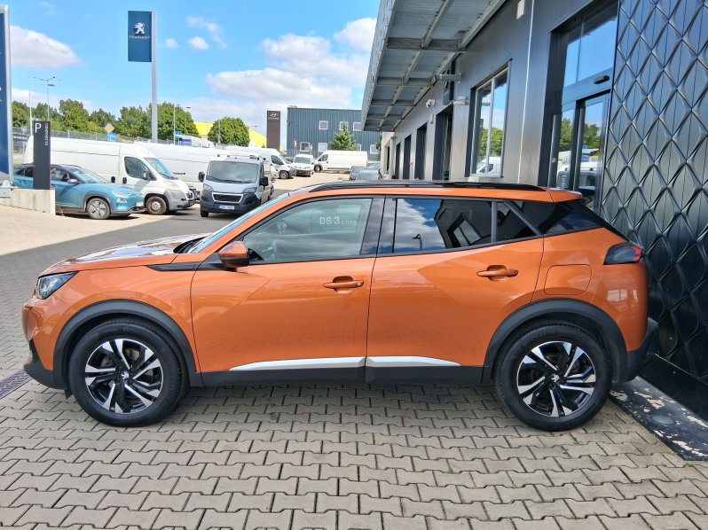 Peugeot 2008 ALLURE 1.5 BlueHDi 96 kW full