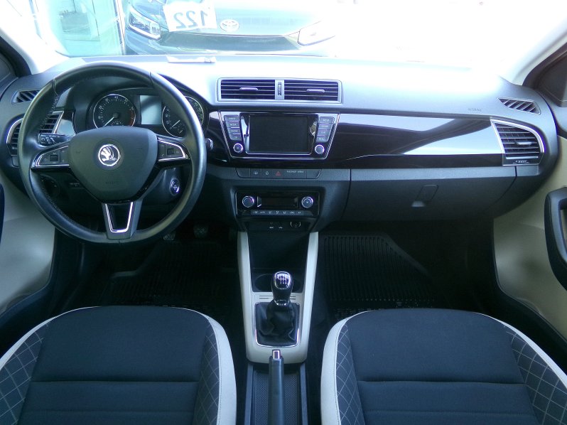 Škoda Fabia STYLE 1.2 TSi 81kW full
