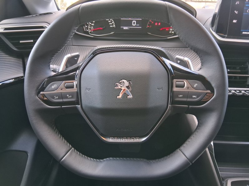 Peugeot 208 ACTIVE 1.2 PT 74 kW full