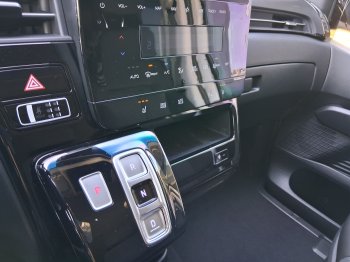 Hyundai Staria SMART 2.2 CRDi 4×4 130 kW full