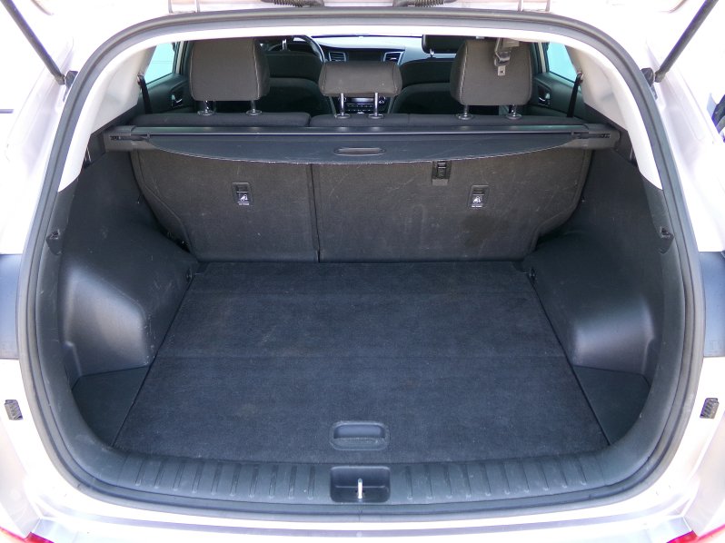 Hyundai Tucson TRIKOLOR 1,6 GDi 97kw full