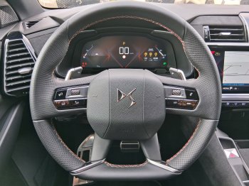 DS Automobiles DS7 CROSSBACK PERFOR. LINE 1.5 BLUEHDI 96 kW full