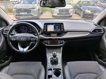 Hyundai i30 STYLE PREMIUM 1.4 T-GDi 103 kW full
