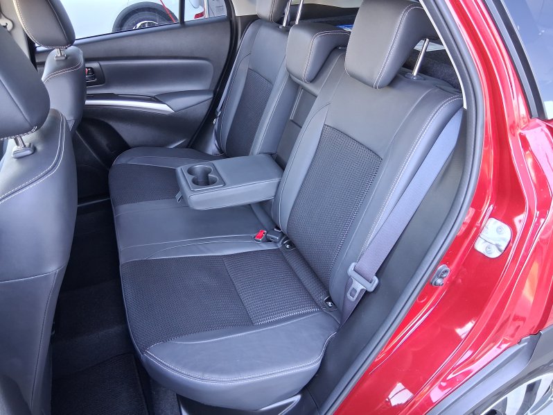 Suzuki SX4 S-Cross ELEGANCE 1.4 4X4 95 kW full