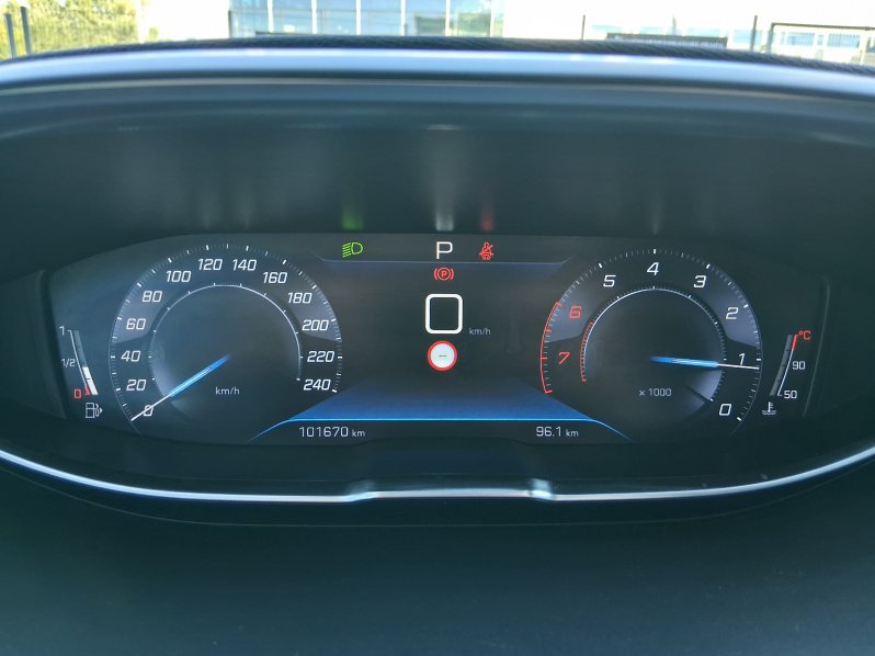 Peugeot 3008 ACTIVE 1.2 PureTech 96 kW full