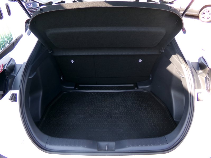 Toyota C-HR STYLE 1,8 HEV 103kW AT full