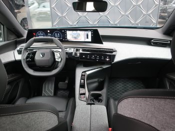 Peugeot 3008 ALLURE Hybrid 145 e-DCS6 full