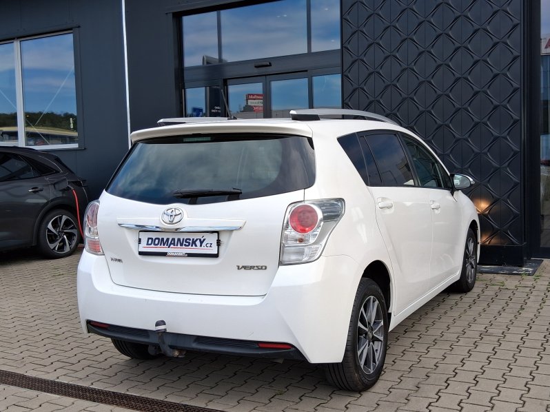 Toyota Verso 1.6 D-4D 82 kW full