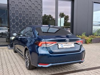 Toyota Corolla STYLE 1.8 Hyb. 103 kW full