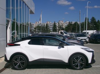 Toyota C-HR EXECUTIVE VIP 1,8 HYBRID 103kW full