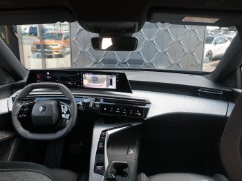 Peugeot 3008 ALLURE Hybrid 145 e-DCS6 full