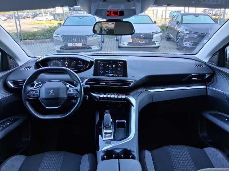 Peugeot 3008 ACTIVE 1.2 PureTech 96 kW full