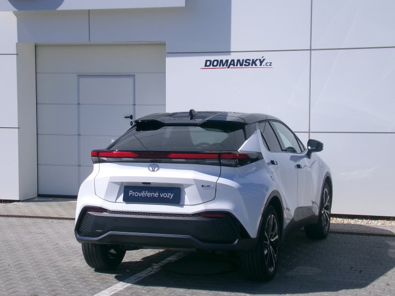 Toyota C-HR EXECUTIVE VIP 1,8 HYBRID 103kW full