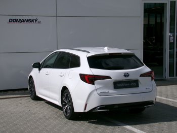 Toyota Corolla TS STYLE 1,8 HEV 103kW AT full