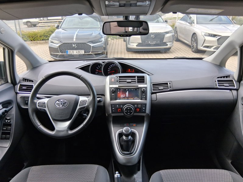 Toyota Verso 1.6 D-4D 82 kW full