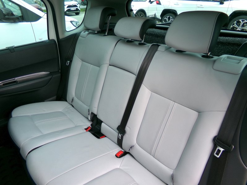 Peugeot 3008 ALLURE 2.0 HDi HYBRID4 120kW full