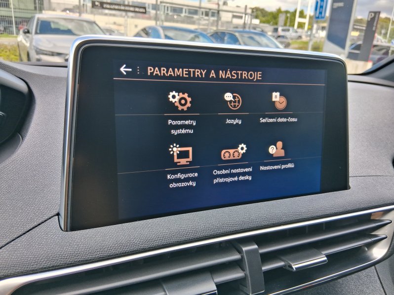 Peugeot 5008 GT LINE 1.6 PT 133 kW full